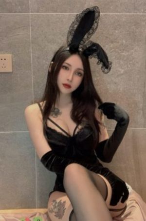 美味的女员工