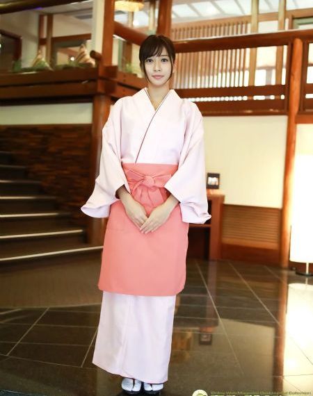 年轻妈妈五