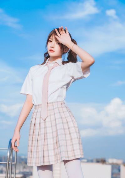 吴千语